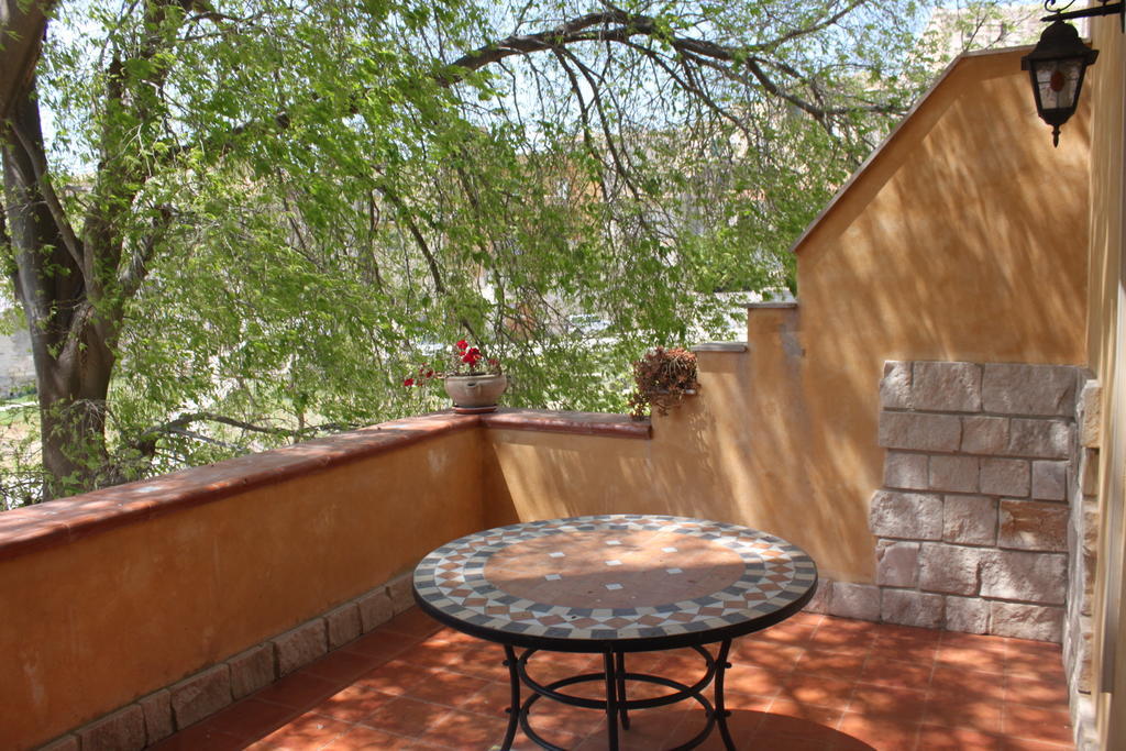 Il Giardino Di Pietra Bed & Breakfast Noto Dış mekan fotoğraf
